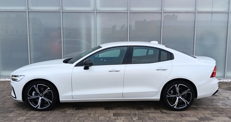 Volvo S60 cena 199714 przebieg: 10, rok produkcji 2024 z Darłowo małe 301